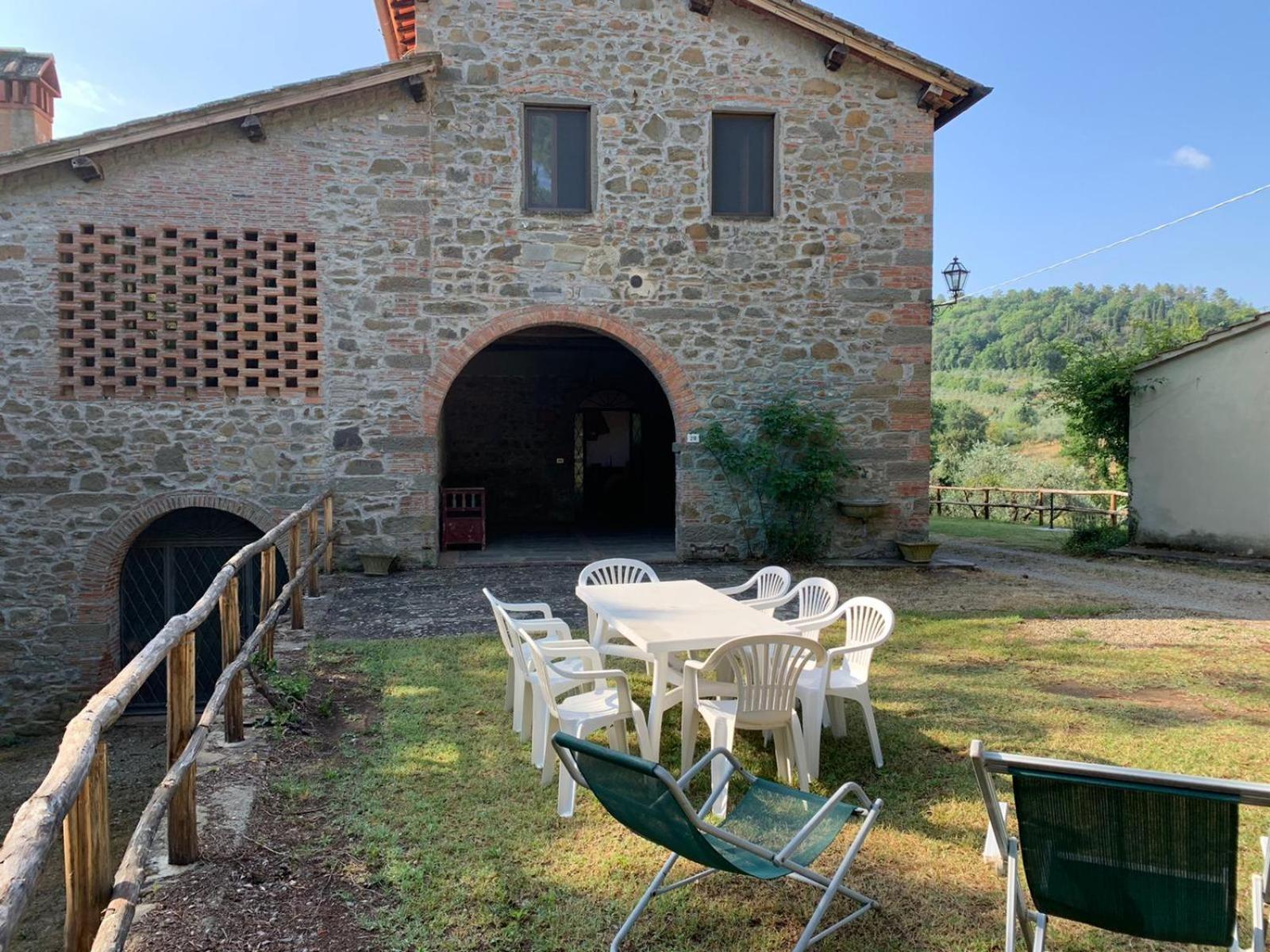 Agriturismo Fattoria Celle فيليني فالدارنو الغرفة الصورة