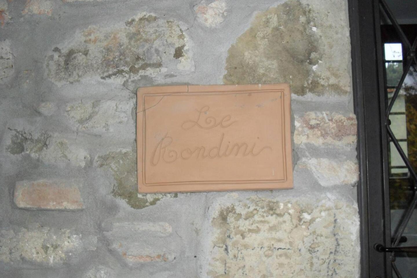 Agriturismo Fattoria Celle فيليني فالدارنو الغرفة الصورة