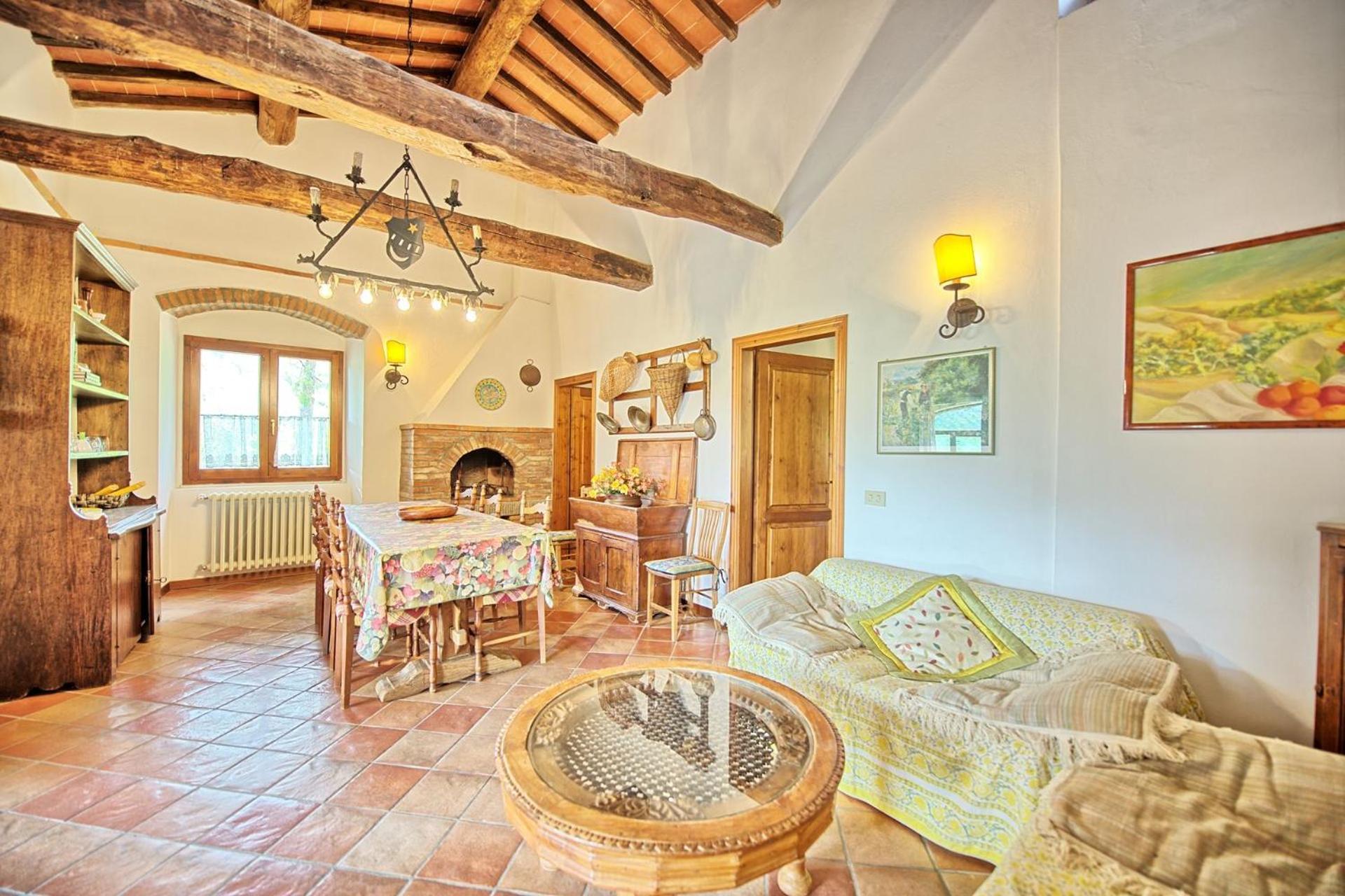 Agriturismo Fattoria Celle فيليني فالدارنو الغرفة الصورة