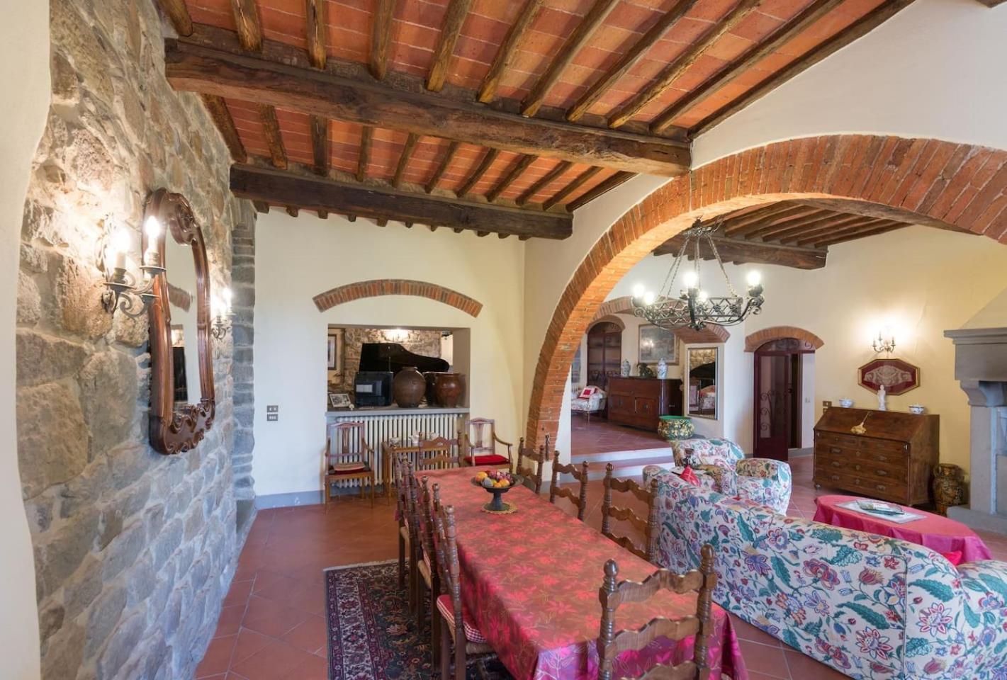 Agriturismo Fattoria Celle فيليني فالدارنو الغرفة الصورة