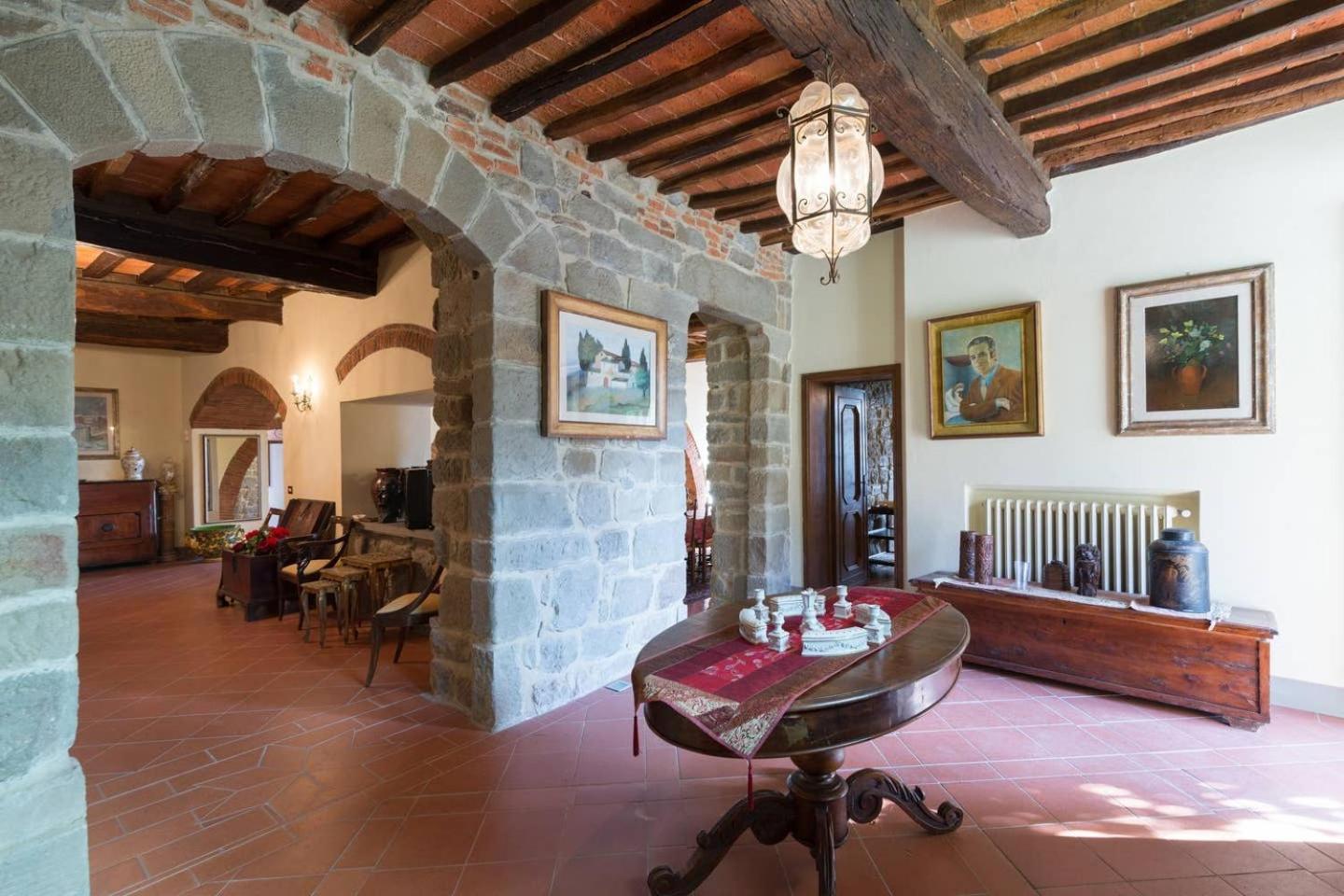 Agriturismo Fattoria Celle فيليني فالدارنو الغرفة الصورة