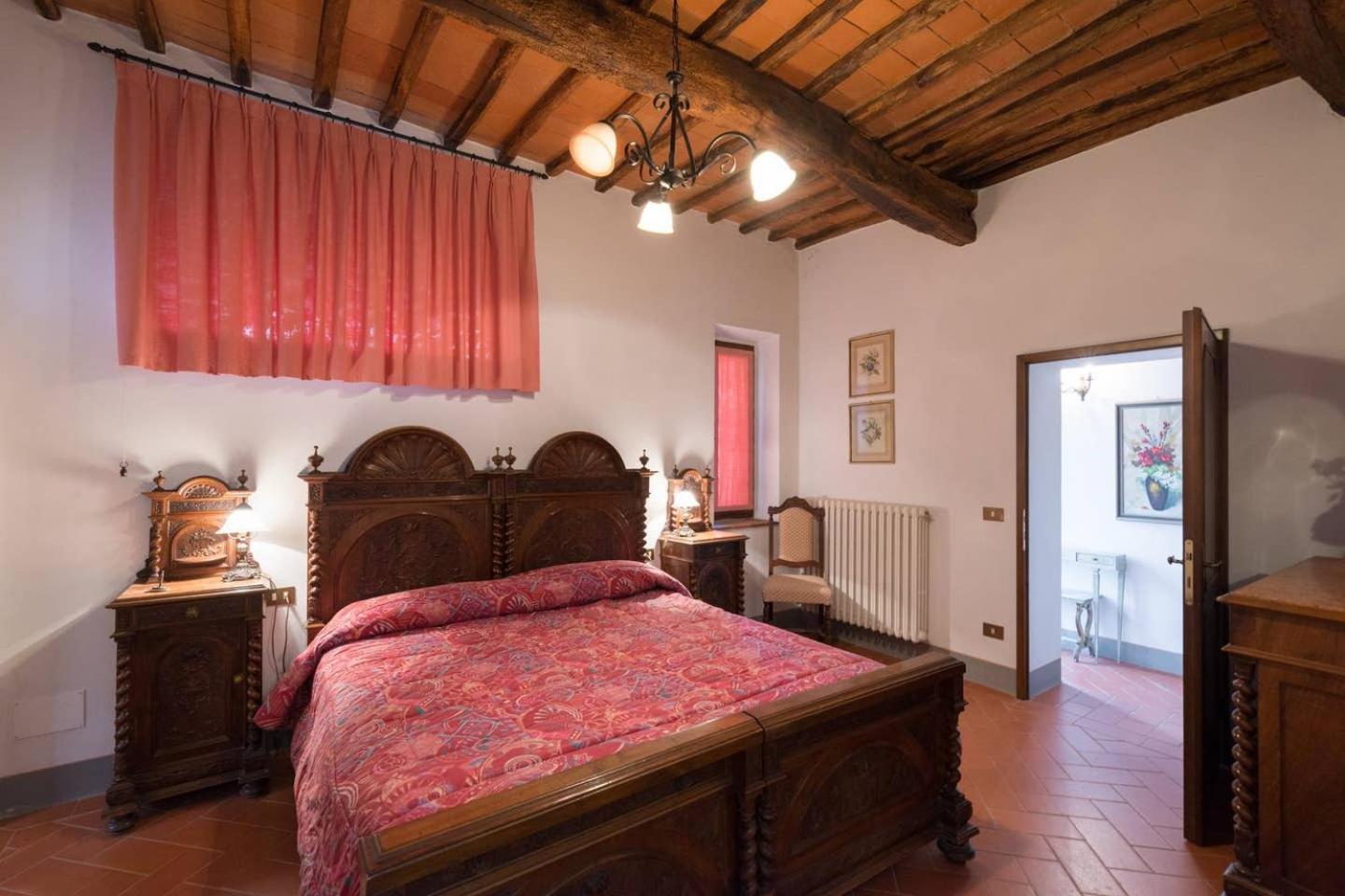 Agriturismo Fattoria Celle فيليني فالدارنو الغرفة الصورة